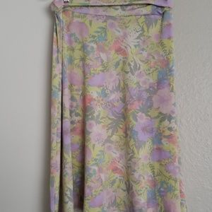 Small floral azure